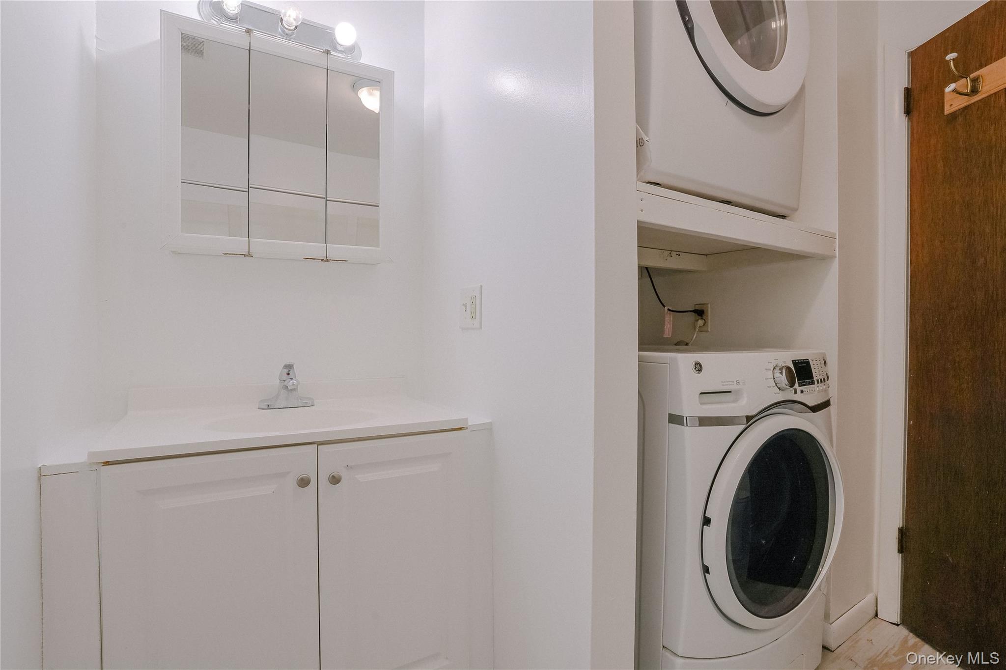 3 Locust Court # D, Fishkill, NY 12524