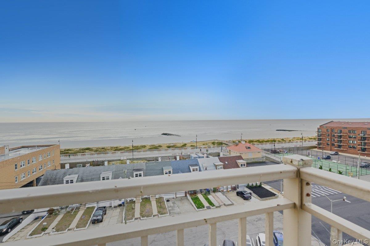 661 W Broadway # 701, Long Beach, NY 11561