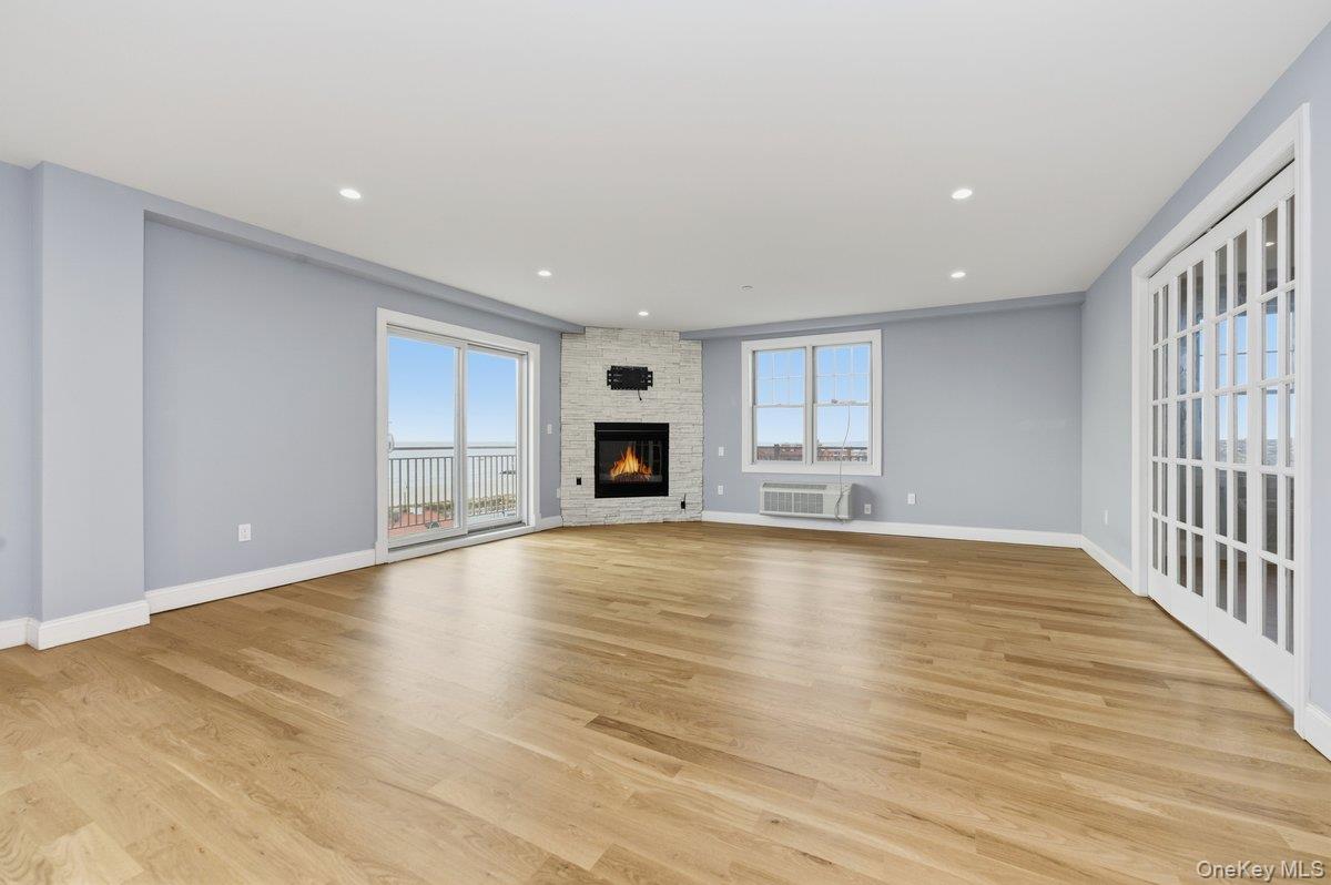 661 W Broadway # 701, Long Beach, NY 11561