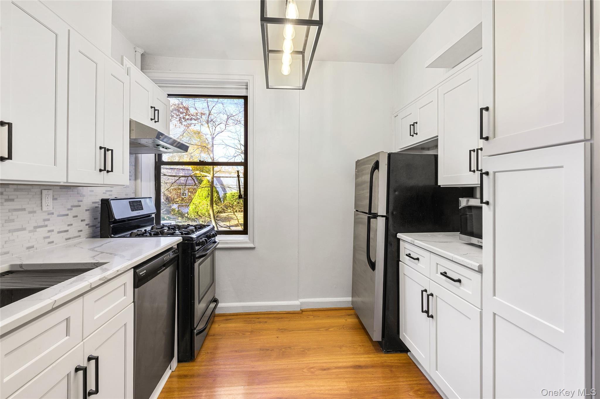 212 Larchmont Acres West # 2B, Larchmont, NY 10538