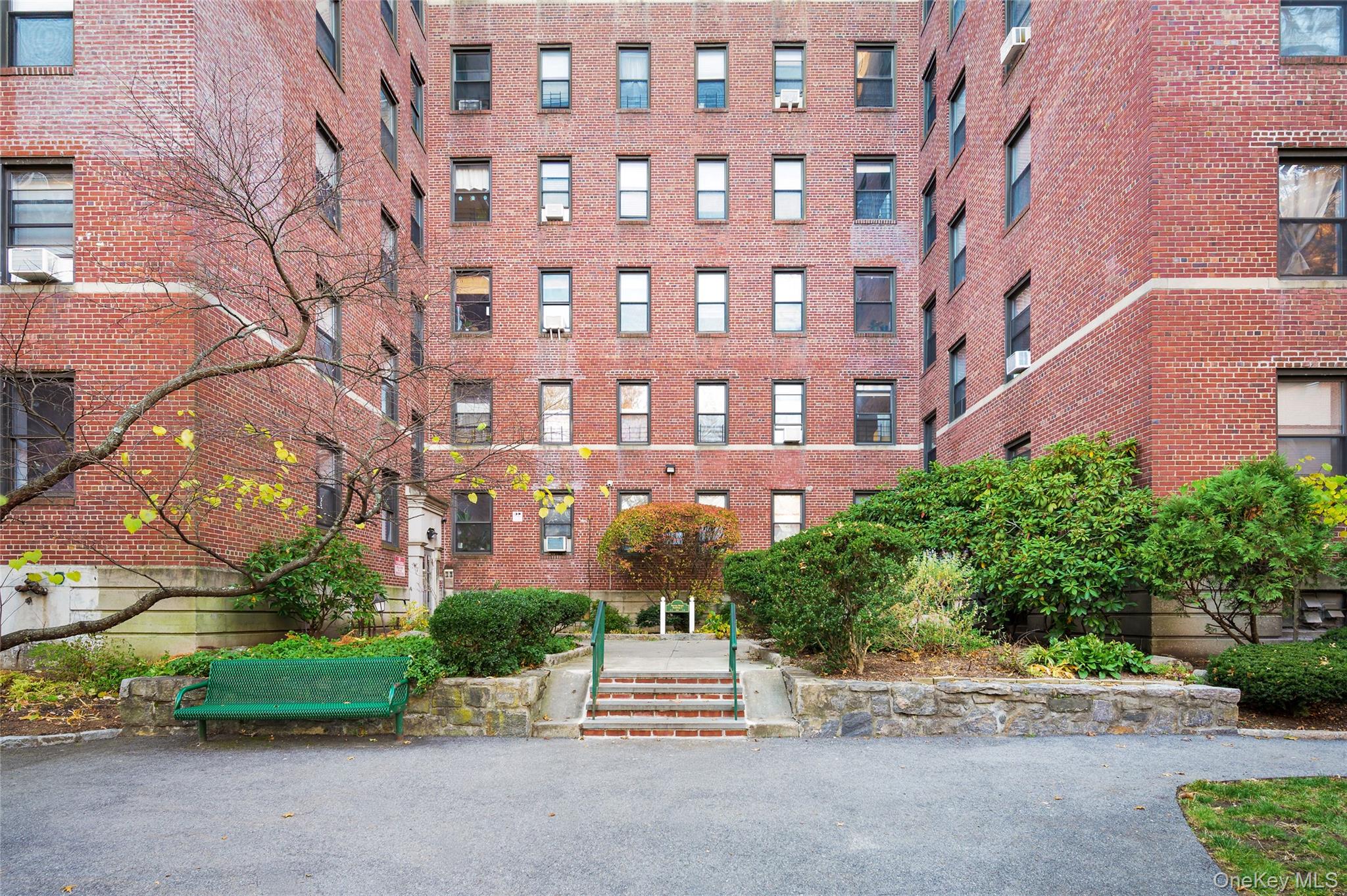 212 Larchmont Acres West # 2B, Larchmont, NY 10538