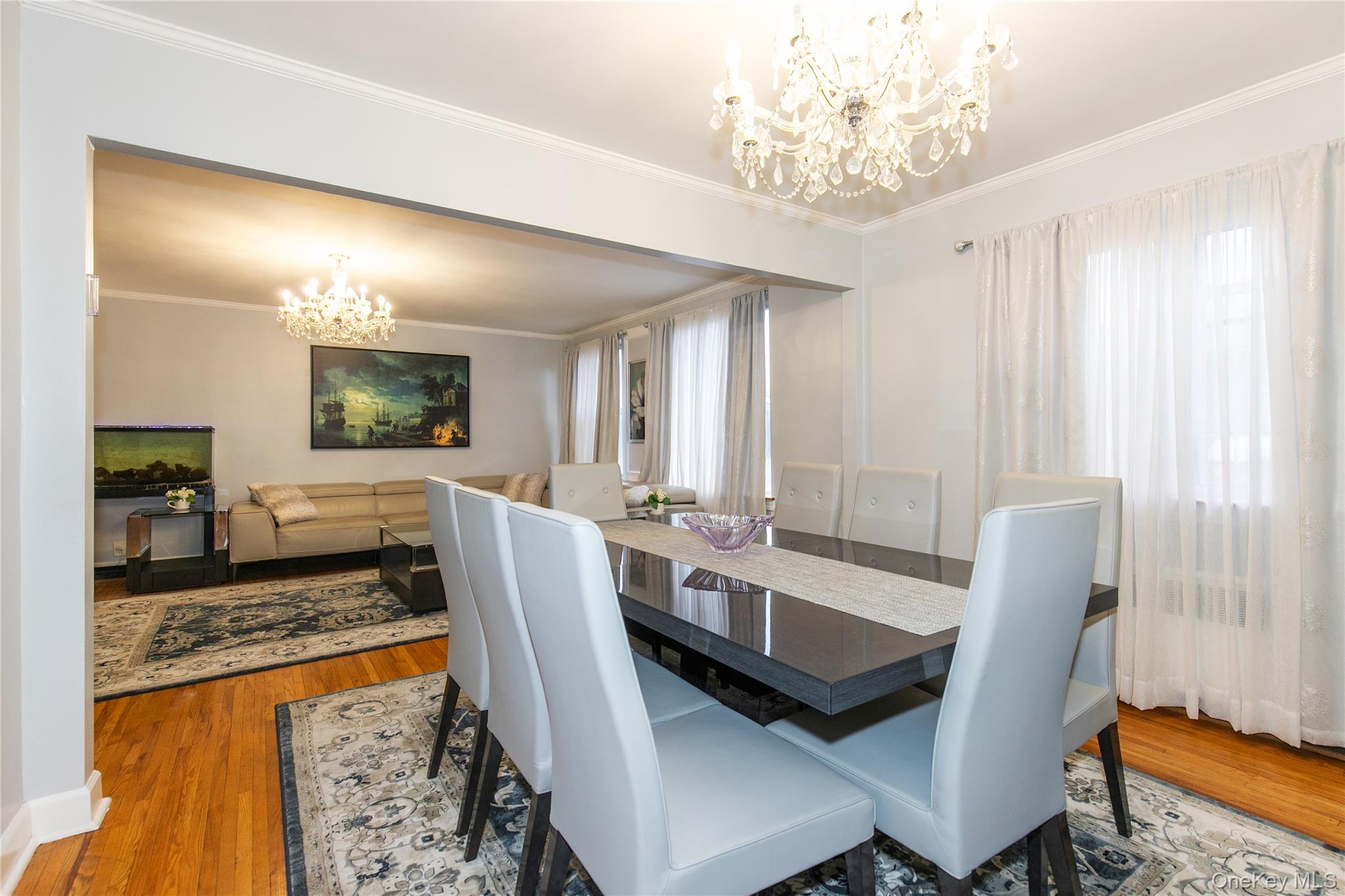 6-8 Wooleys Lane # B-34, Great Neck, NY 11023