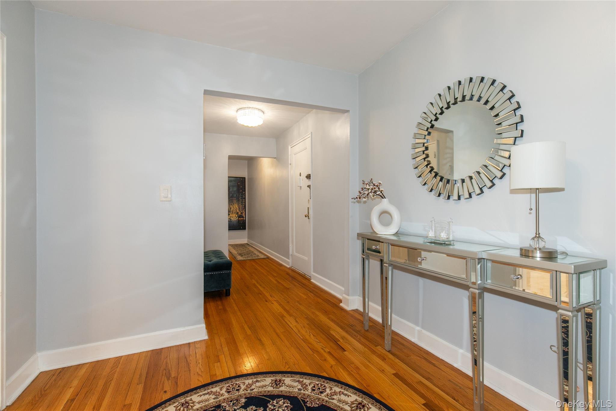 6-8 Wooleys Lane # B-34, Great Neck, NY 11023