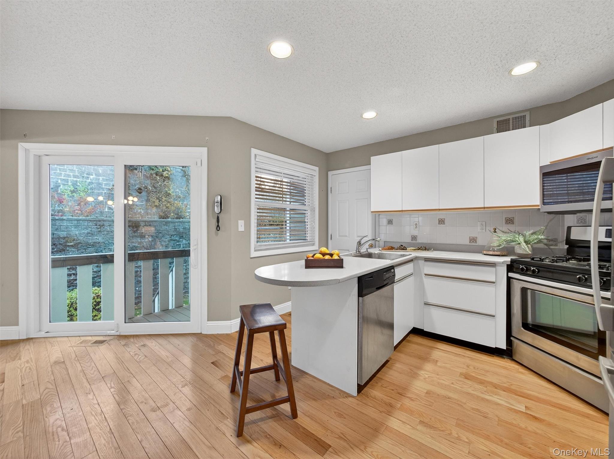 188 Eagle Ridge Way, Nanuet, NY 10954