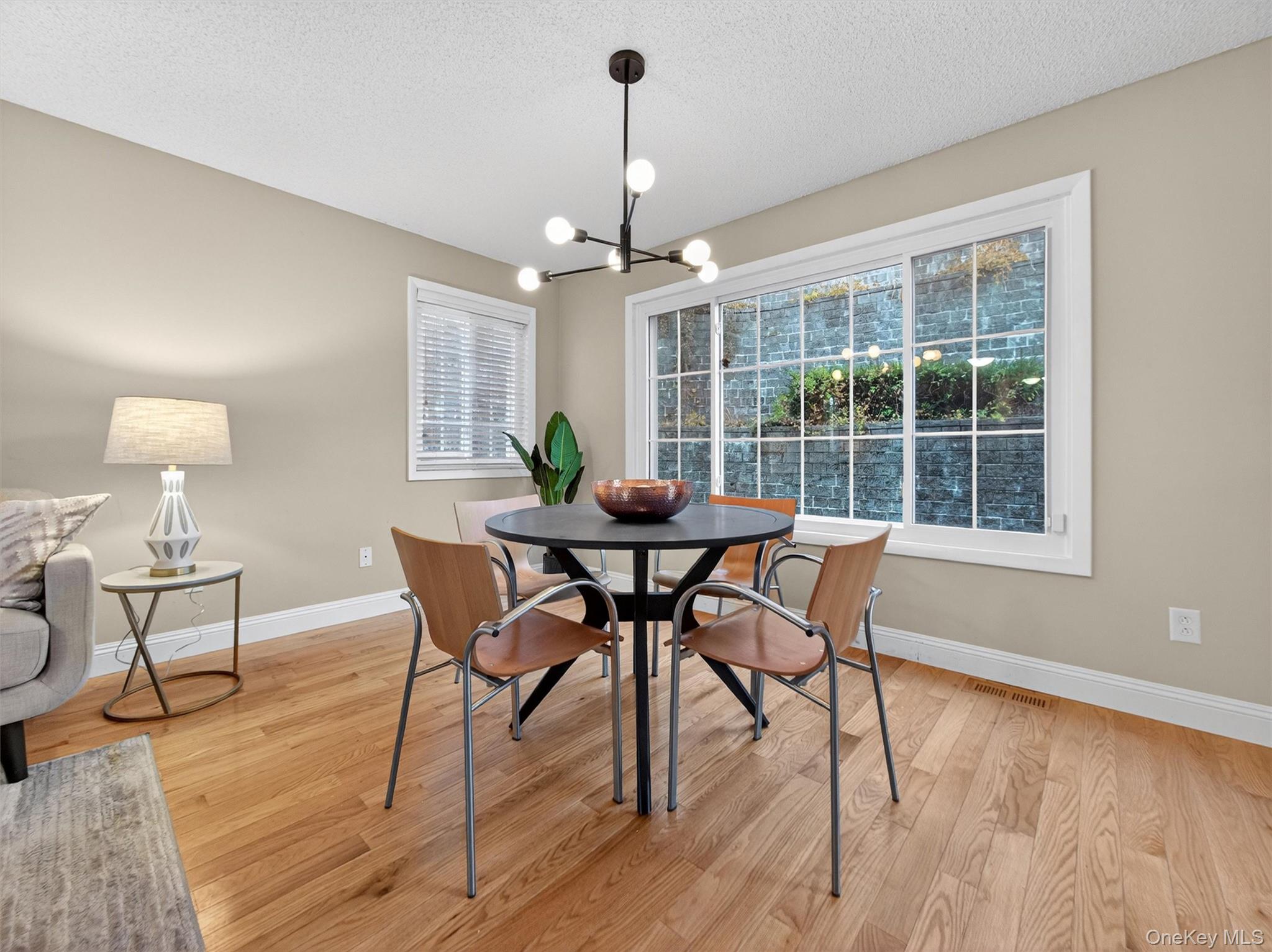 188 Eagle Ridge Way, Nanuet, NY 10954