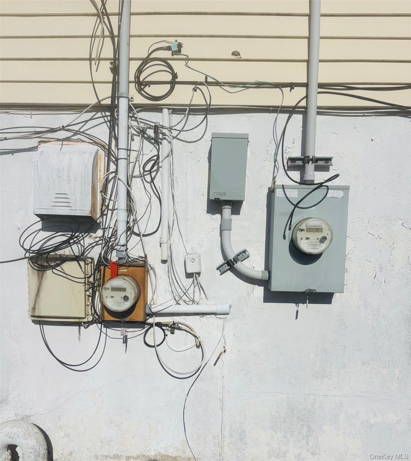 82 Fern Place, Inwood, NY 11096