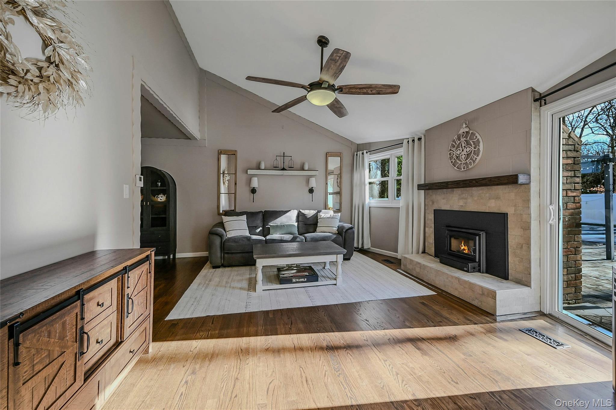 4 Park Road, Rocky Point, NY 11778