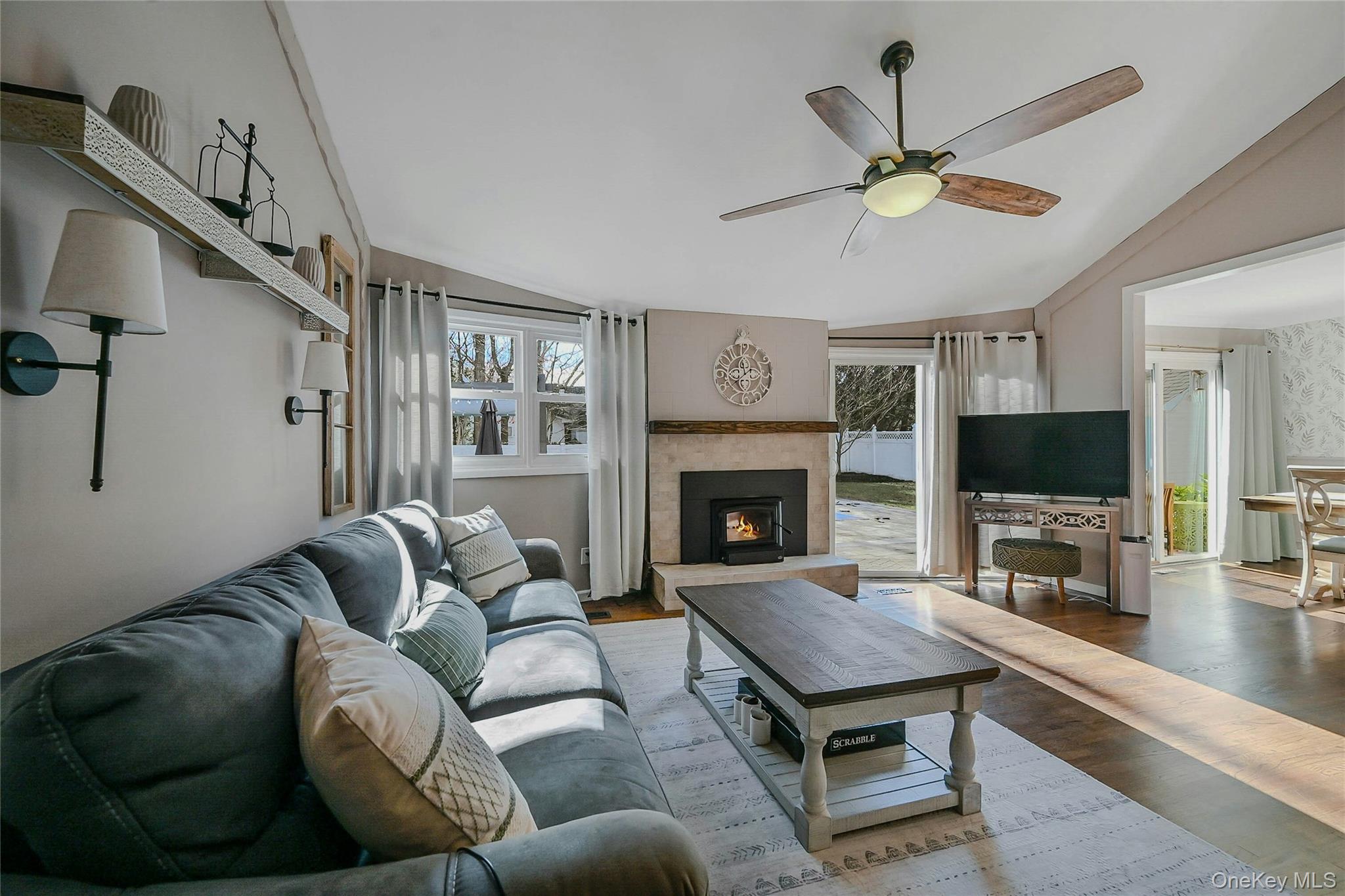 4 Park Road, Rocky Point, NY 11778