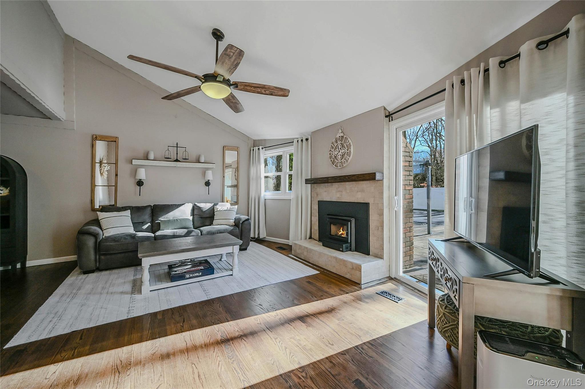 4 Park Road, Rocky Point, NY 11778