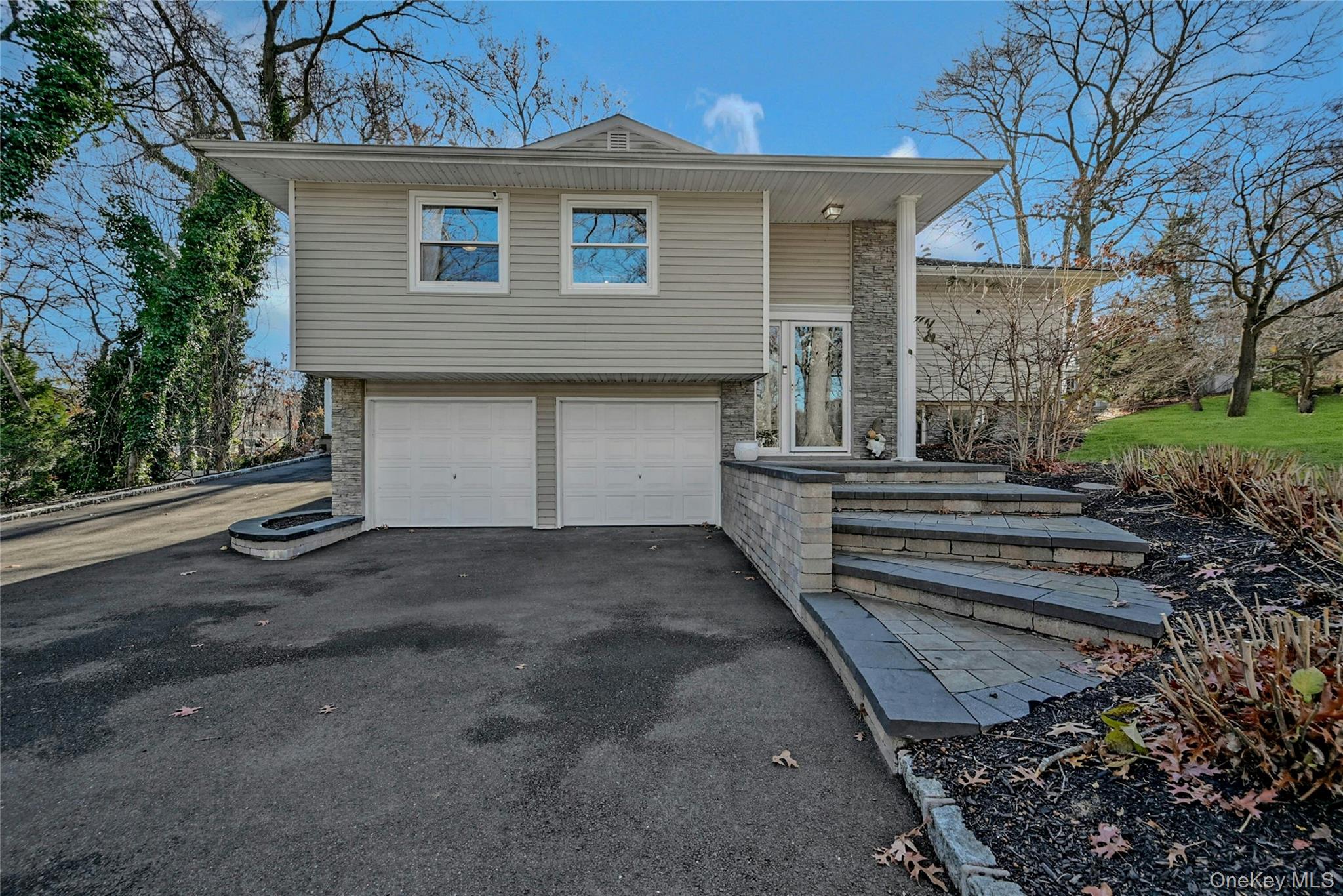 4 Park Road, Rocky Point, NY 11778