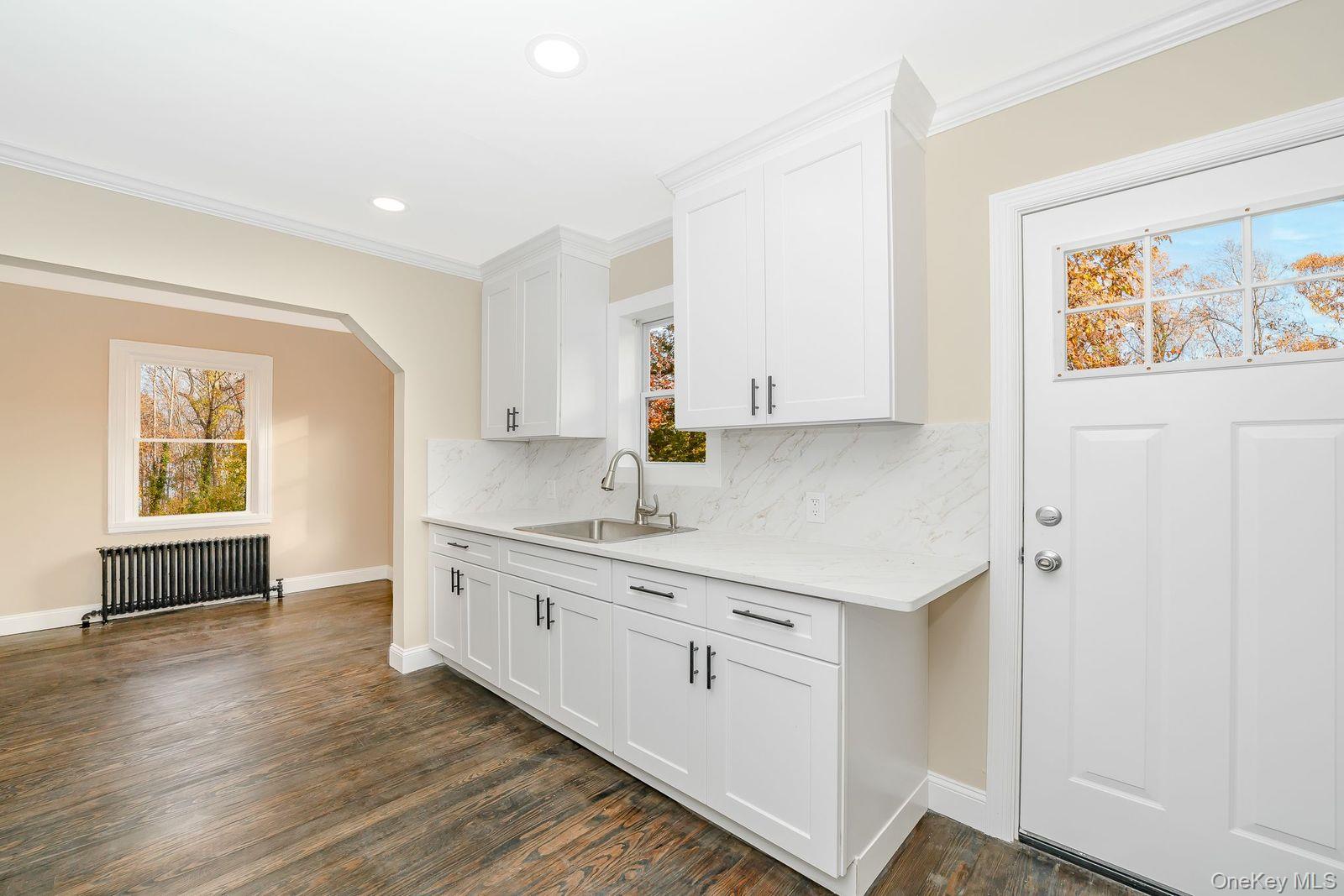 123 4th Avenue, Huntington, NY 11746