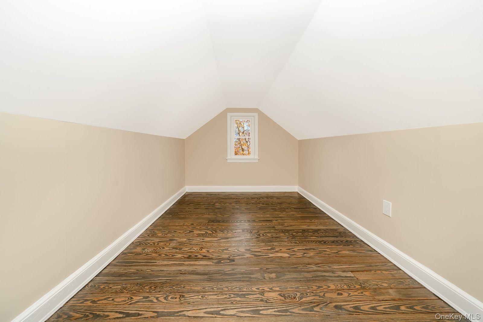 123 4th Avenue, Huntington, NY 11746