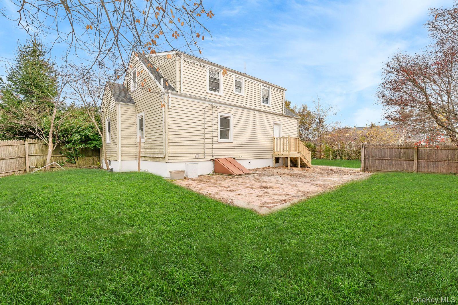 123 4th Avenue, Huntington, NY 11746