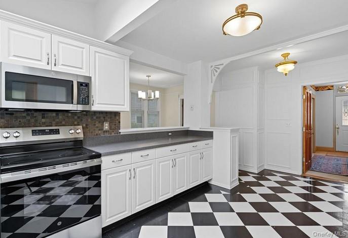 22 School Street, Oyster Bay, NY 11771