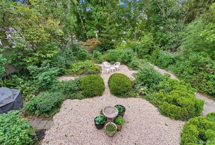 22 School Street, Oyster Bay, NY 11771