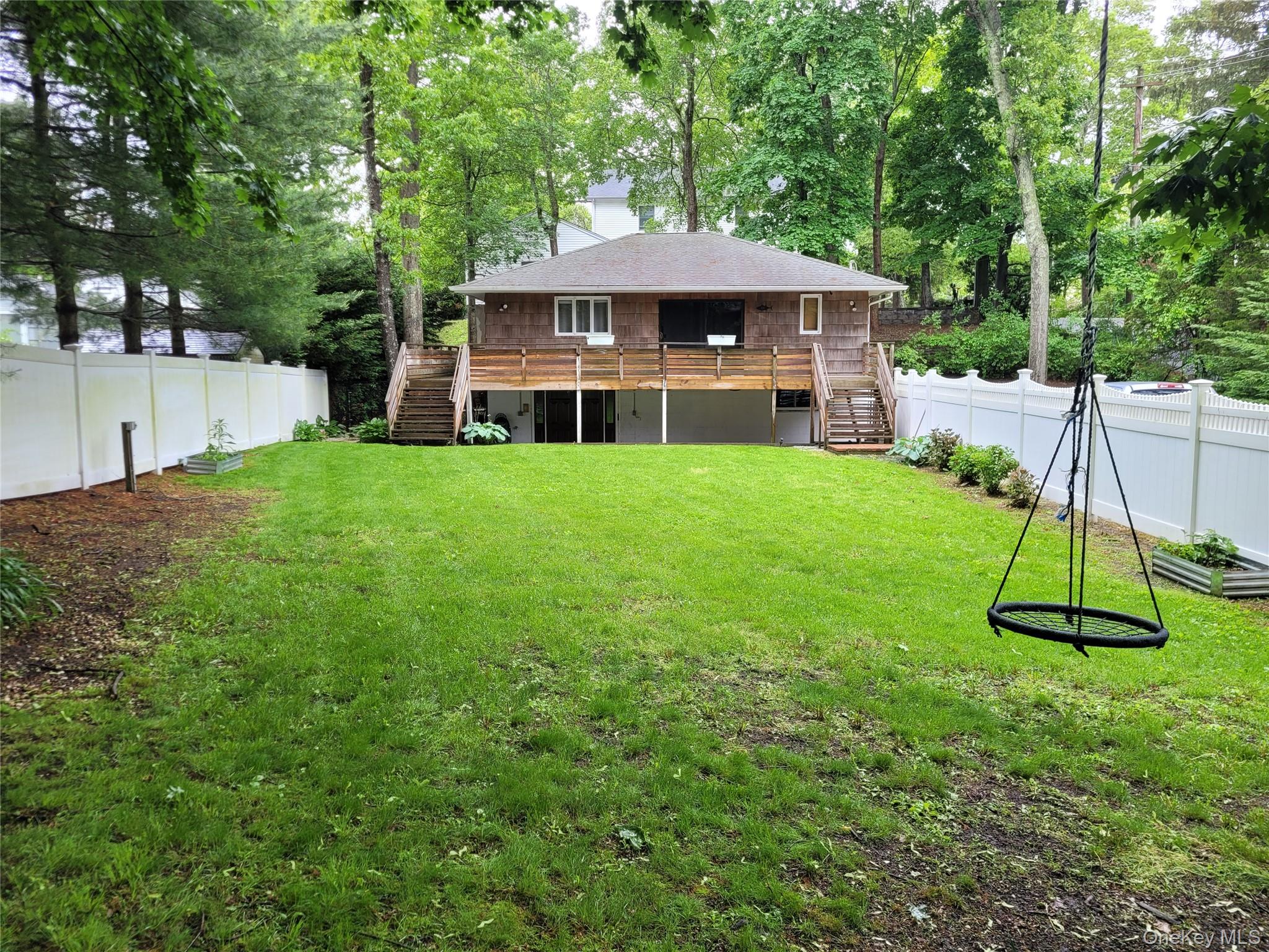 31 Apricot Road, Rocky Point, NY 11778