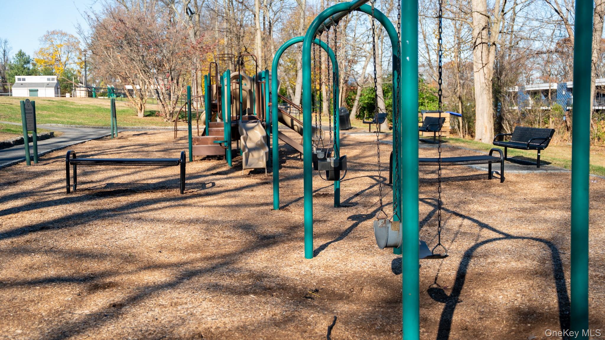 614 Woodland Hills Road, White Plains, NY 10603