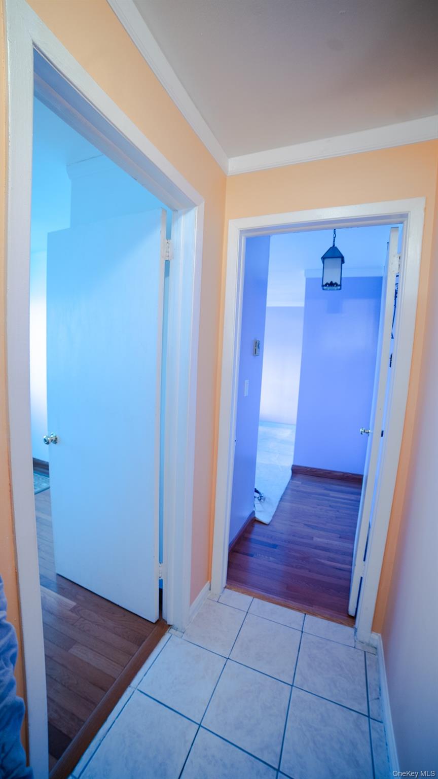 614 Woodland Hills Road, White Plains, NY 10603