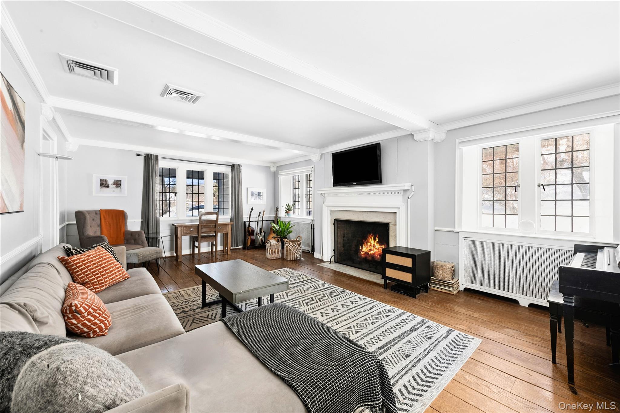 46 E Hyatt Avenue, Mount Kisco, NY 10549