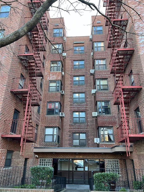 32-40 89th Street # 611, East Elmhurst, NY 11369