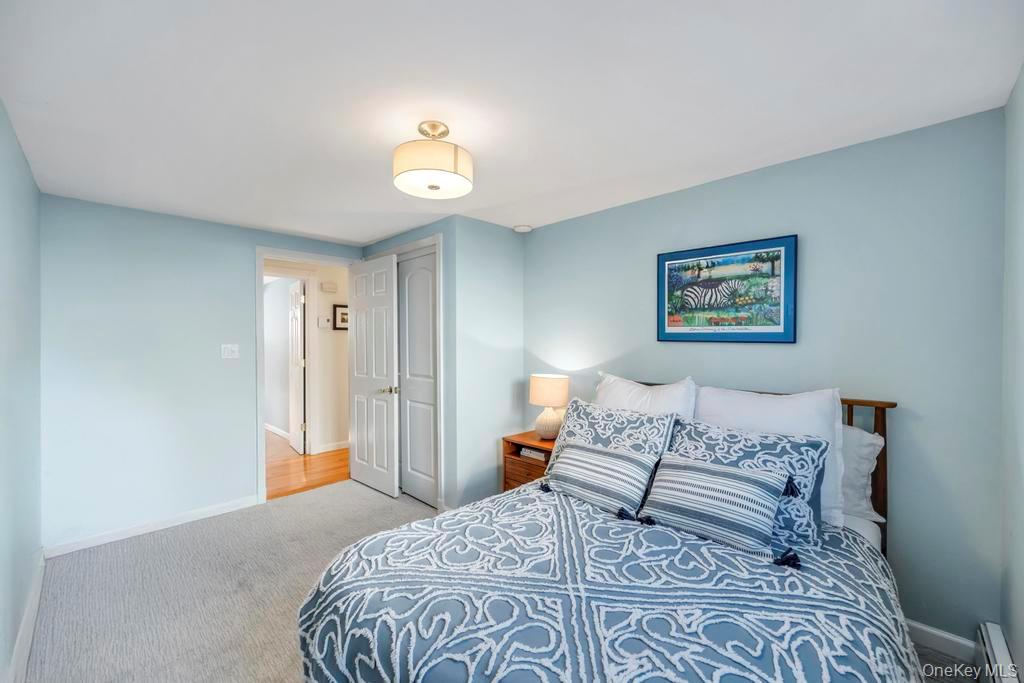 44 Derby Avenue, Greenlawn, NY 11740