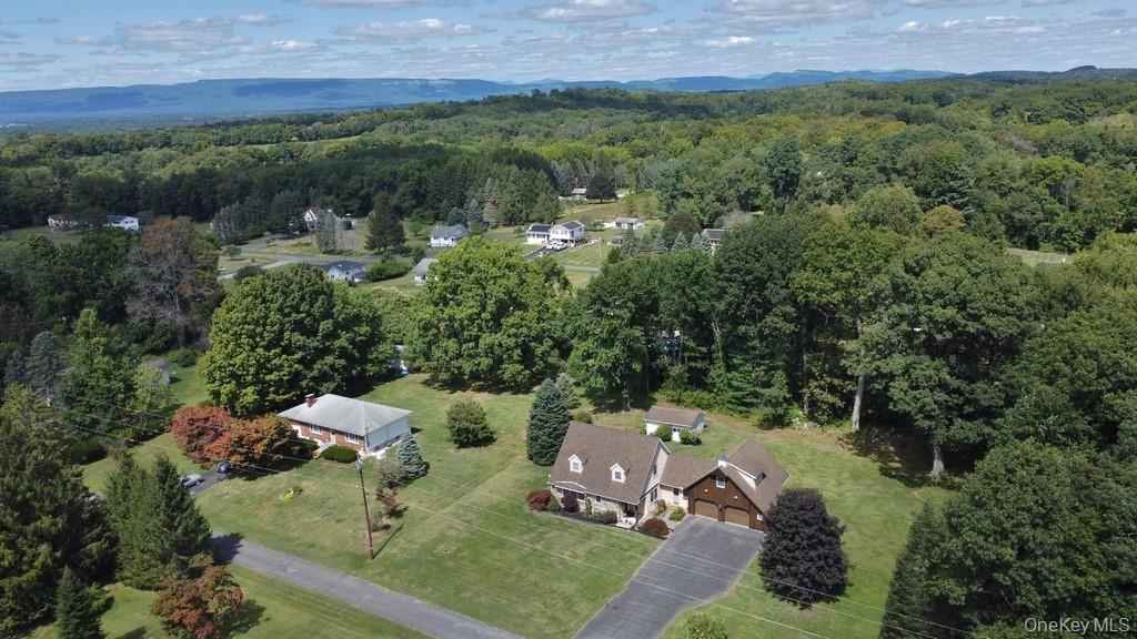 138 Round Hill Road, Walden, NY 12586