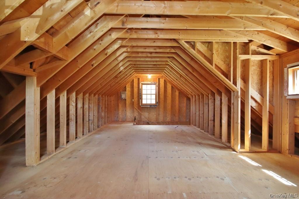 138 Round Hill Road, Walden, NY 12586