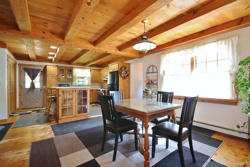 138 Round Hill Road, Walden, NY 12586