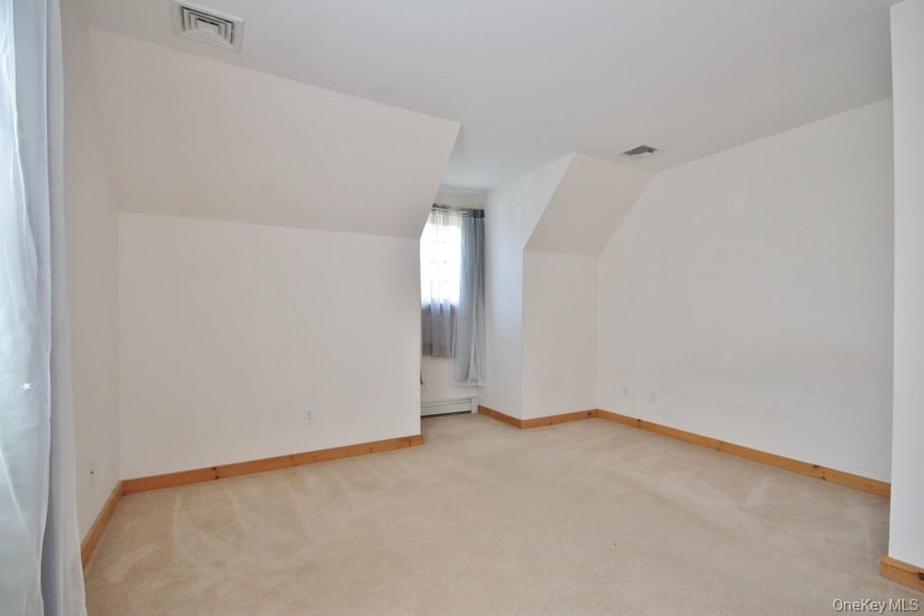 138 Round Hill Road, Walden, NY 12586