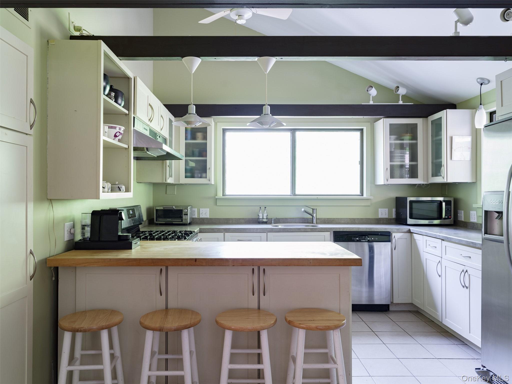 56 Great Spruce Drive, Hillsdale, NY 12529