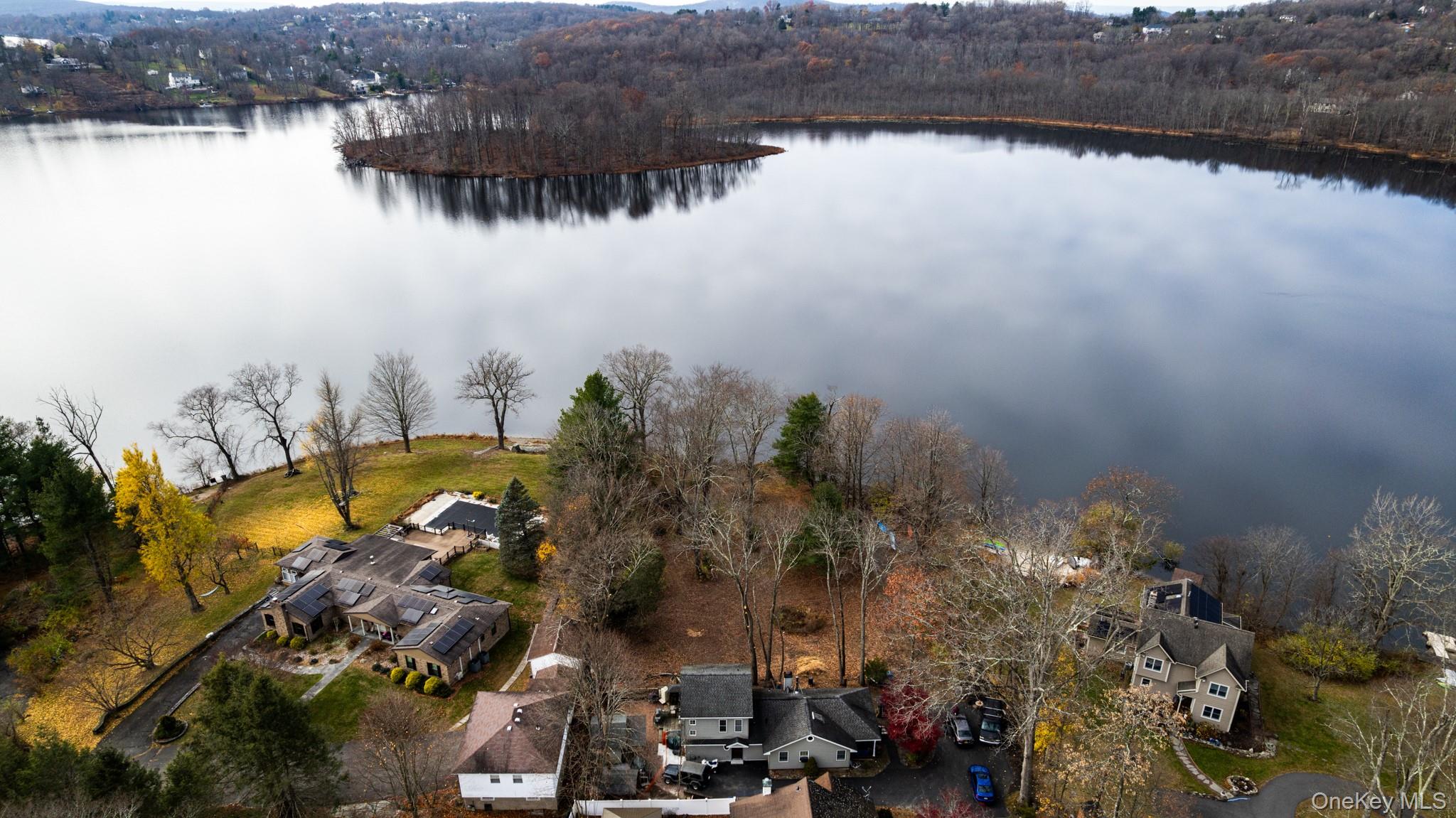 304 Round Lake Terrace, Monroe, NY 10950