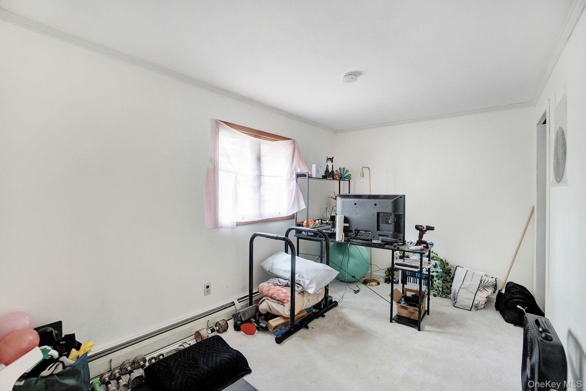 8 evergreen Road, Rocky Point, NY 11778