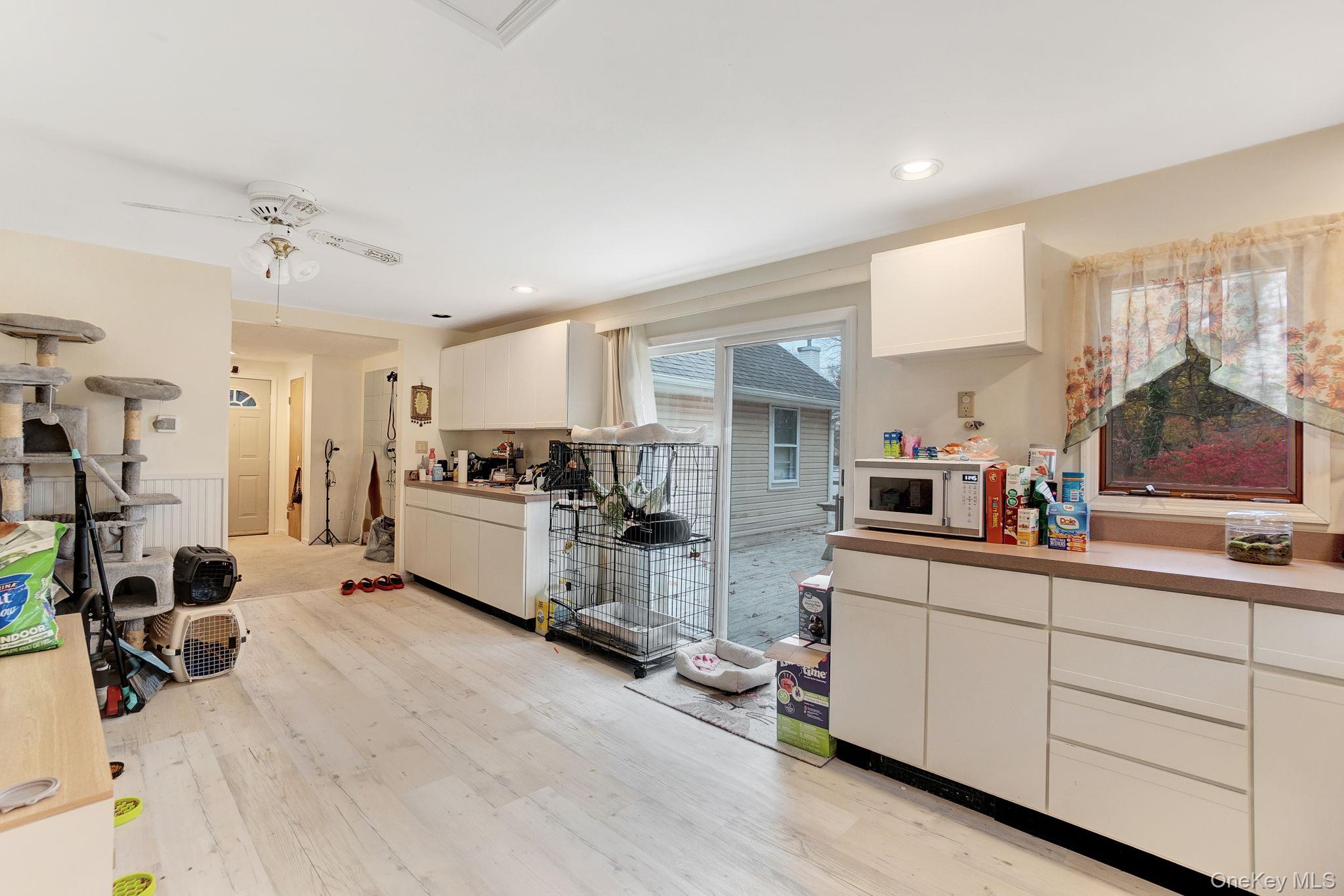 8 evergreen Road, Rocky Point, NY 11778