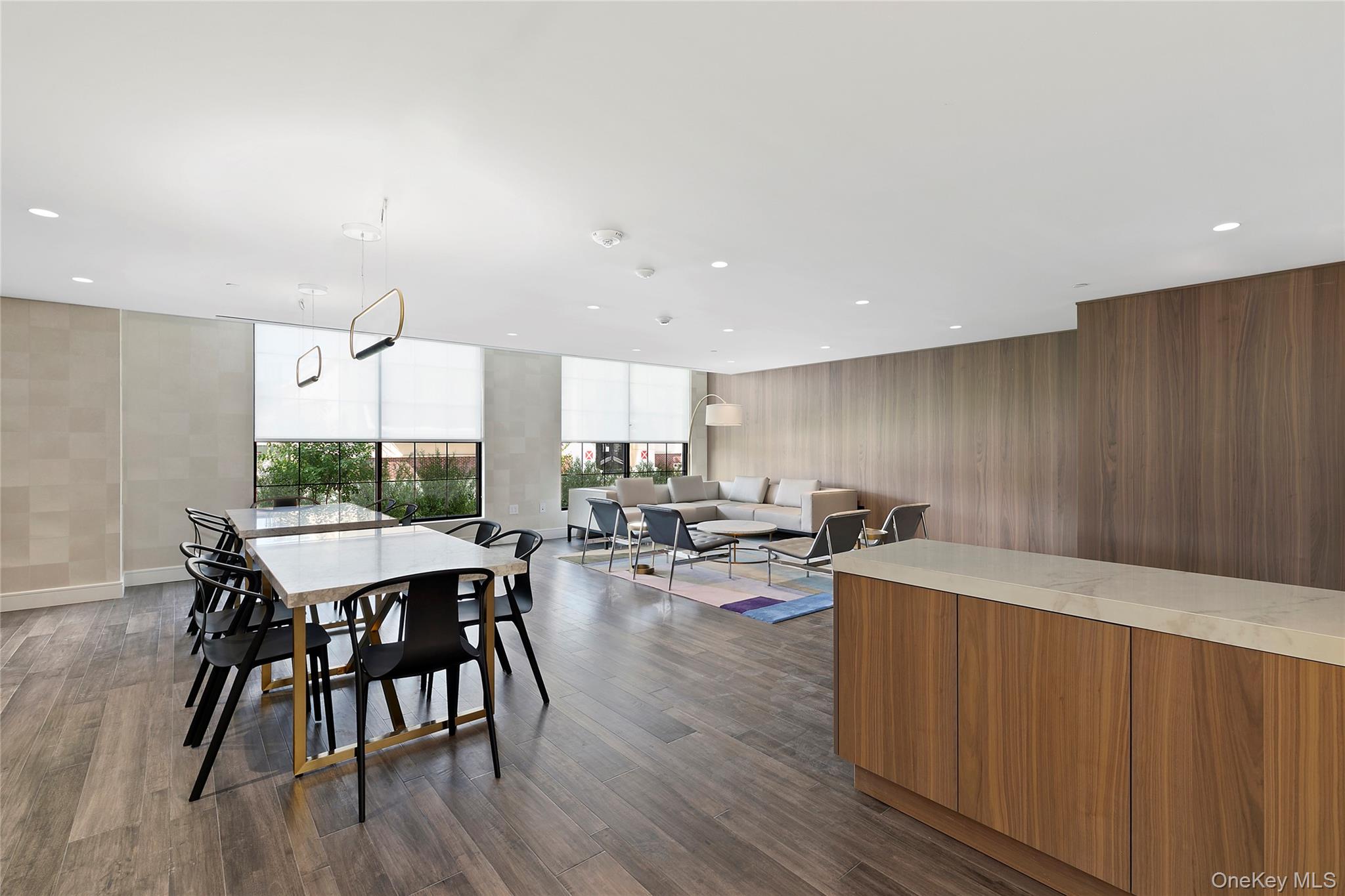 695 Merrick Avenue # 332, Westbury, NY 11590