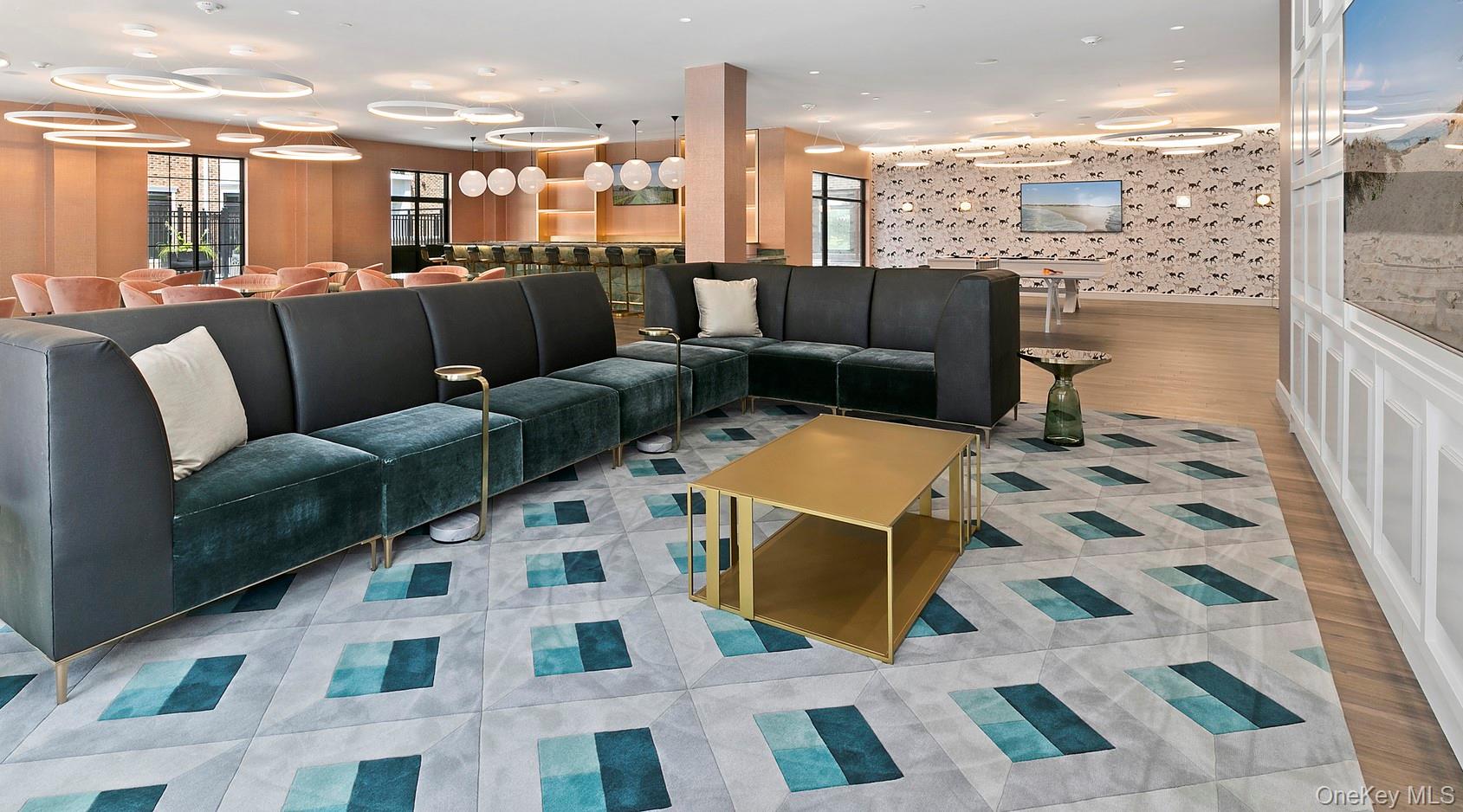 695 Merrick Avenue # 332, Westbury, NY 11590