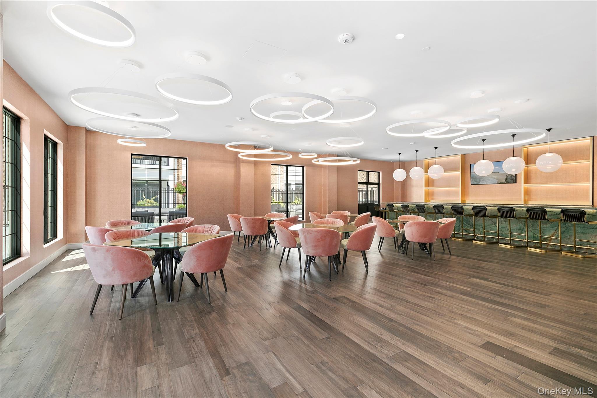 695 Merrick Avenue # 332, Westbury, NY 11590