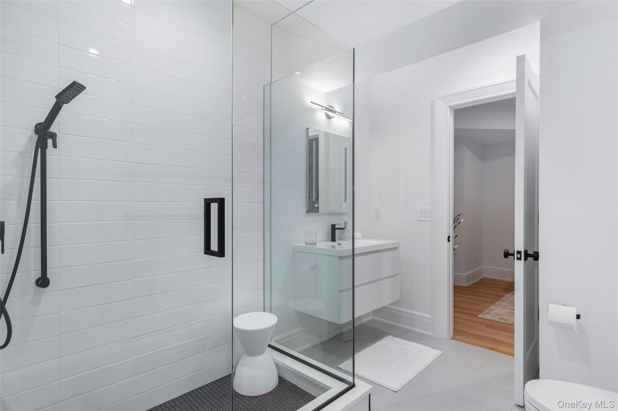 16 Myrtledale Road, Scarsdale, NY 10583