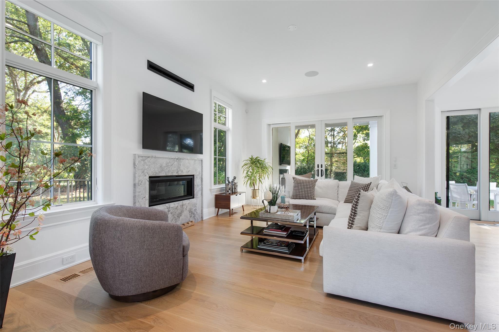 16 Myrtledale Road, Scarsdale, NY 10583