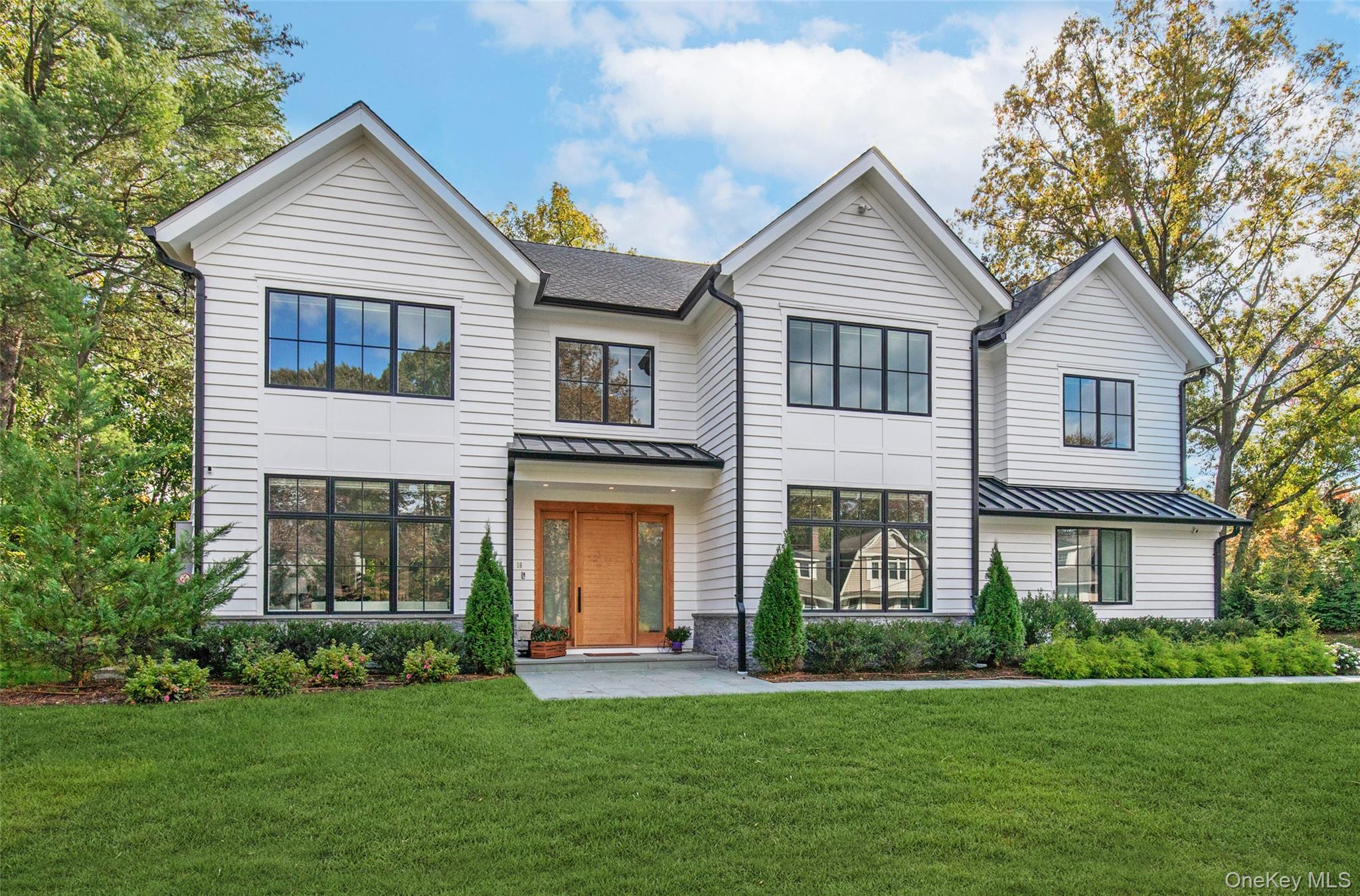 16 Myrtledale Road, Scarsdale, NY 10583