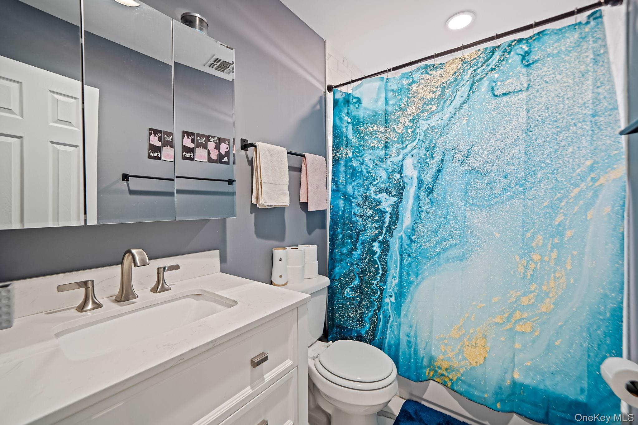 445 45th Street, Copiague, NY 11726