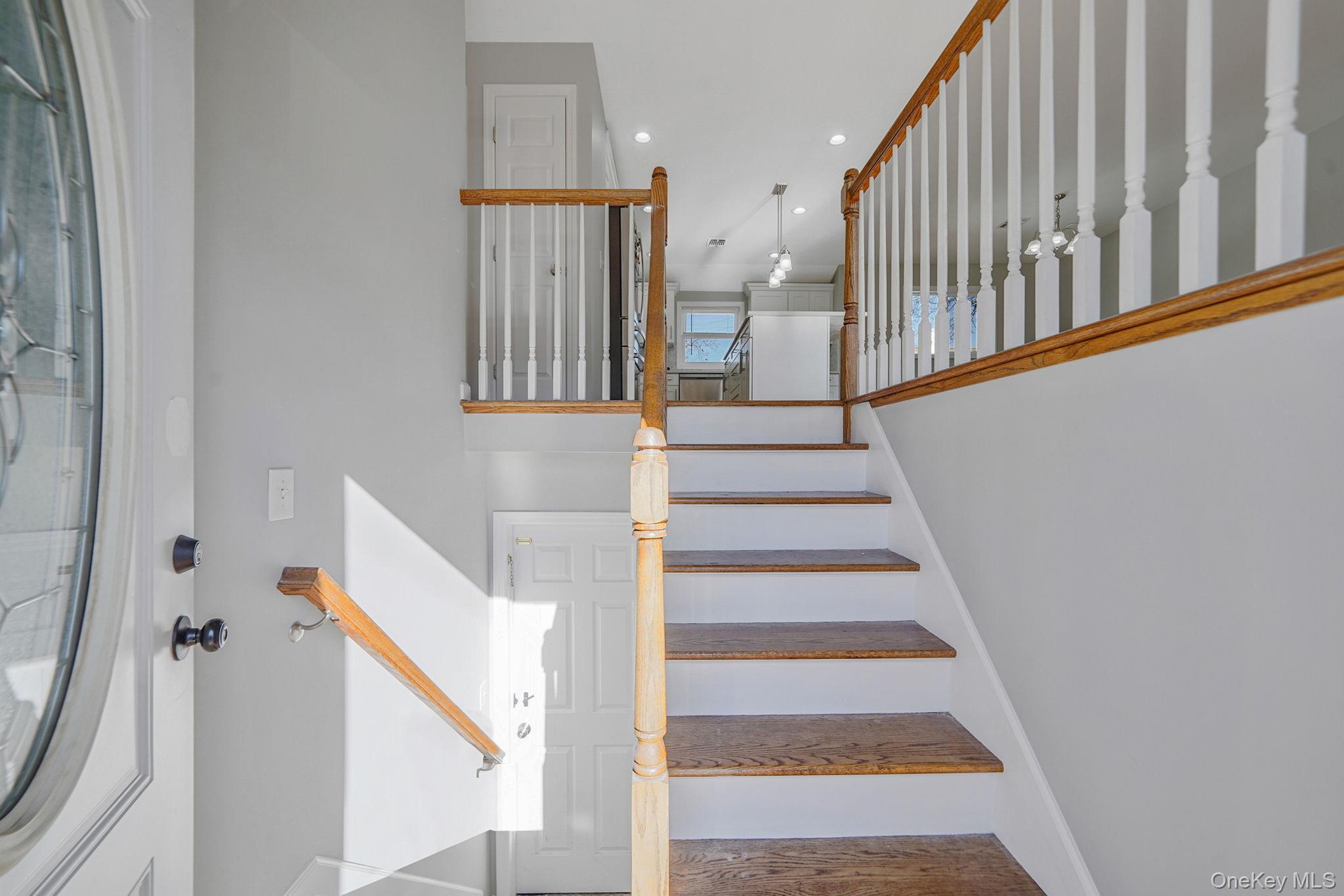 445 45th Street, Copiague, NY 11726