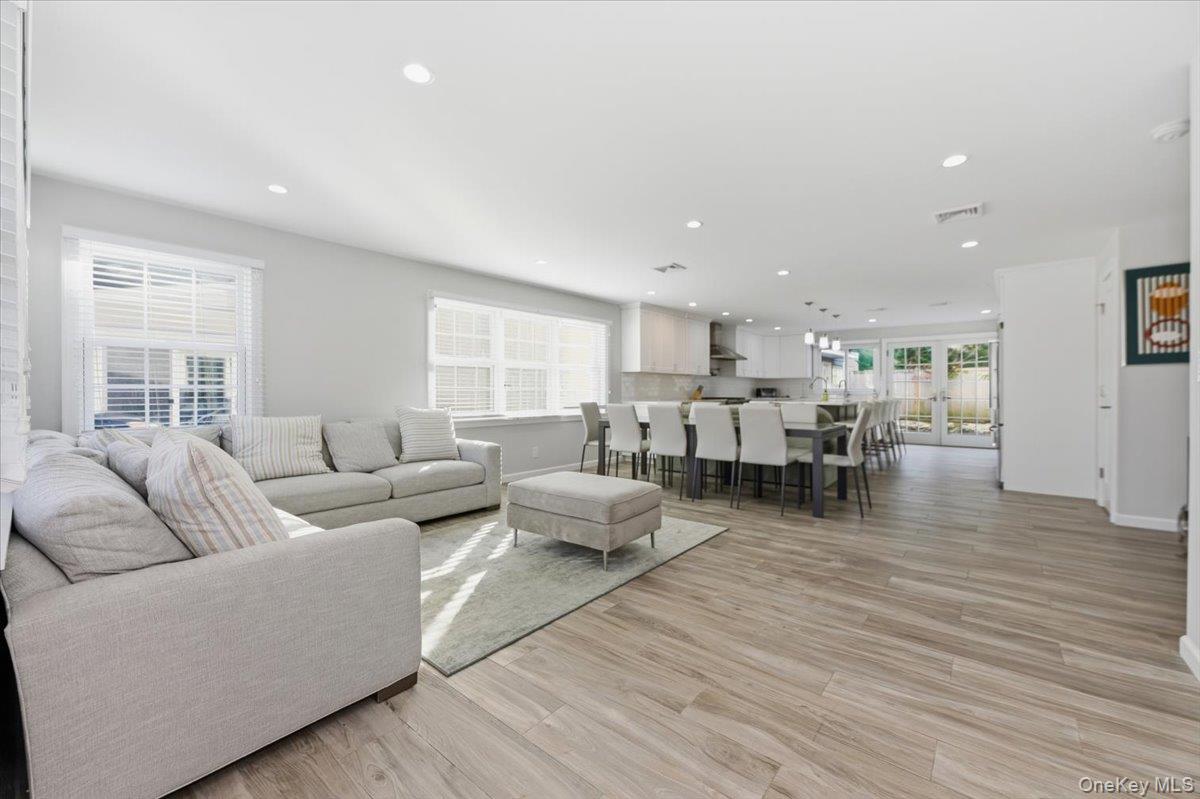 1697 Bay Boulevard, Atlantic Beach, NY 11509