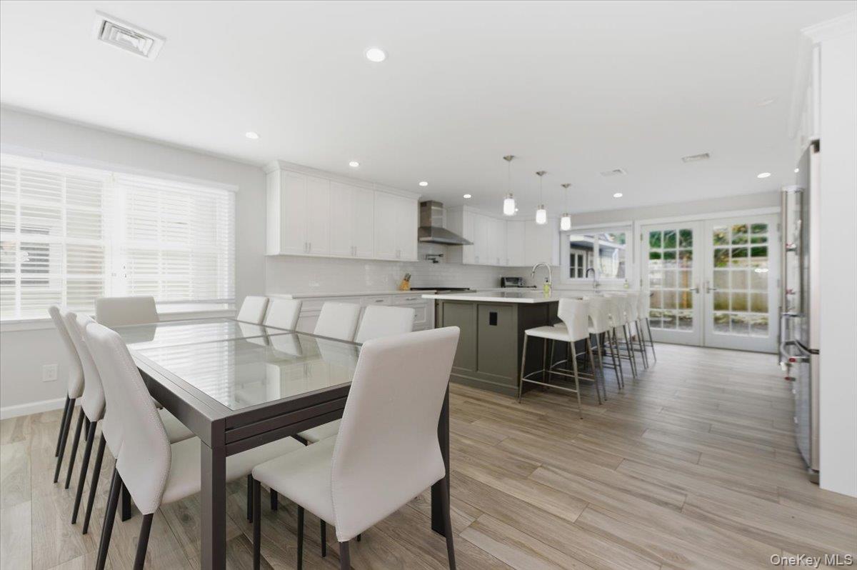 1697 Bay Boulevard, Atlantic Beach, NY 11509