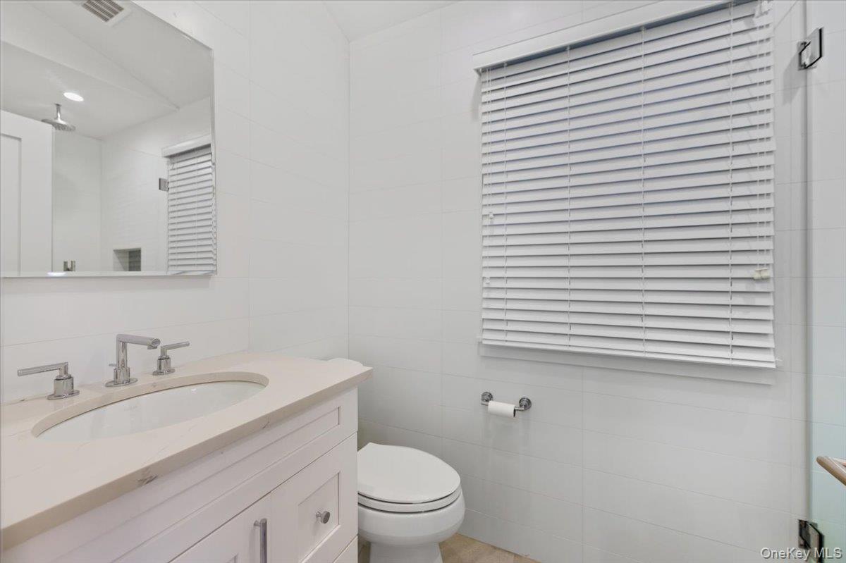 1697 Bay Boulevard, Atlantic Beach, NY 11509