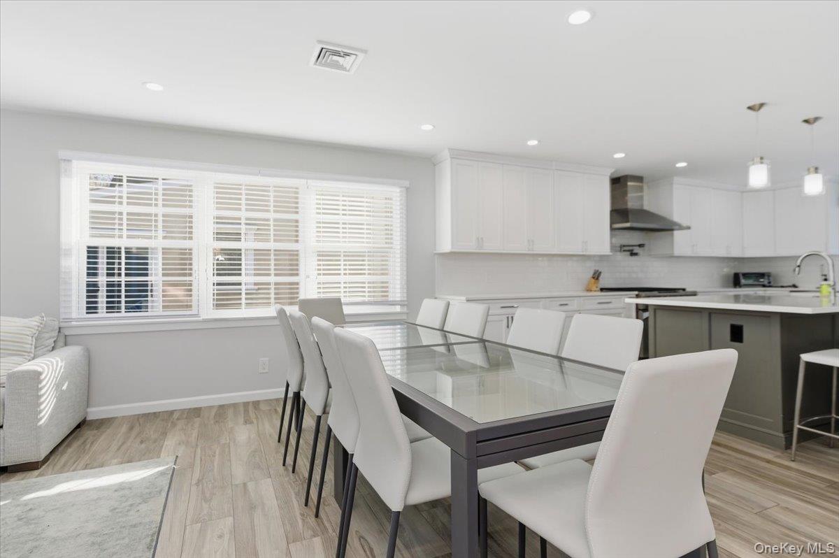 1697 Bay Boulevard, Atlantic Beach, NY 11509