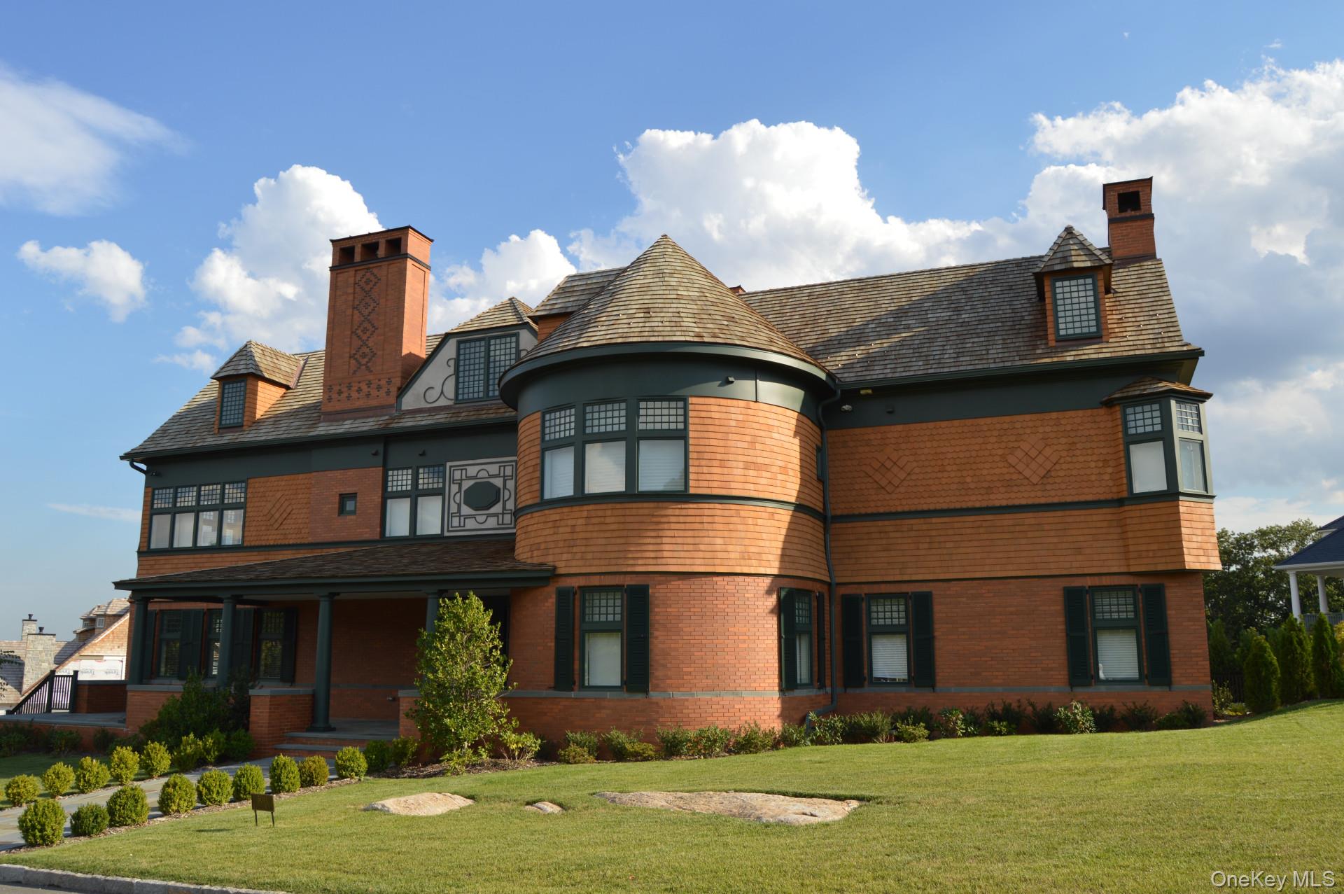 5041 Goodridge Avenue, Bronx, NY 10471