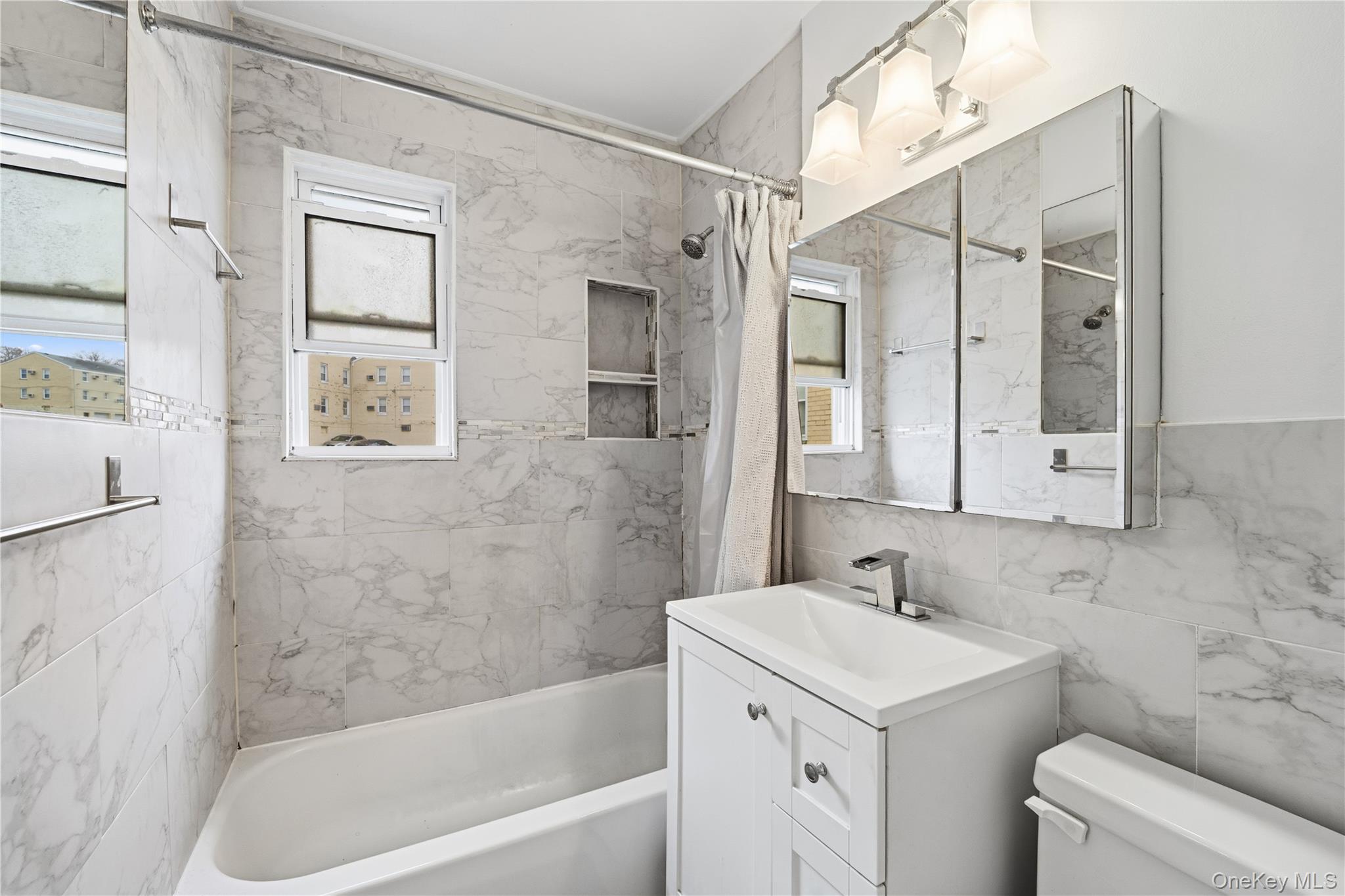 252-01 72nd Avenue # Lower, Bellerose, NY 11426