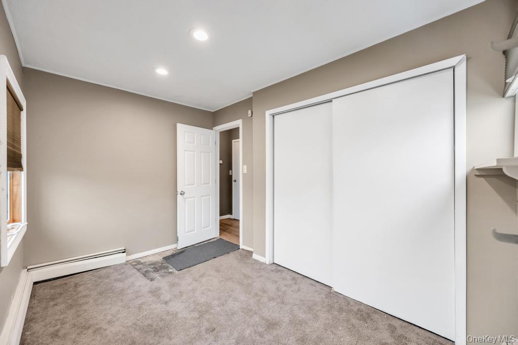 143 Blacksmith Road E, Levittown, NY 11756