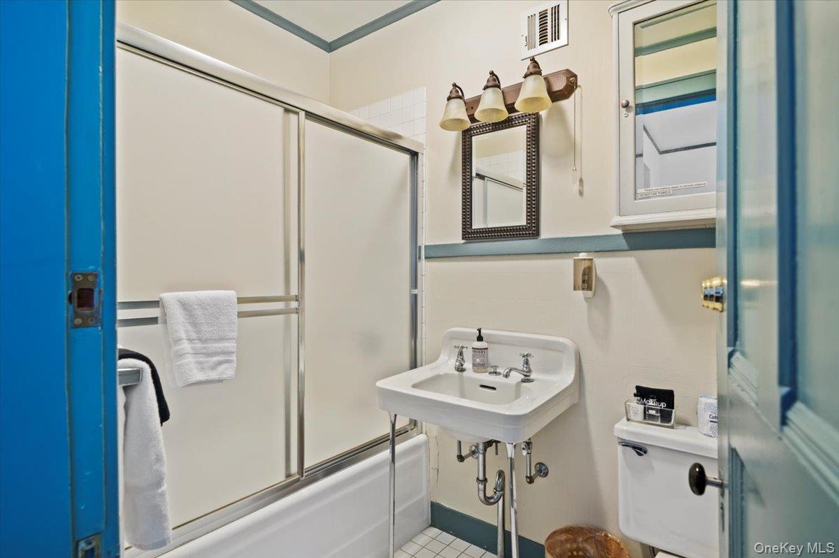 605 North Broadway, Call Listing Agent, NY 12866