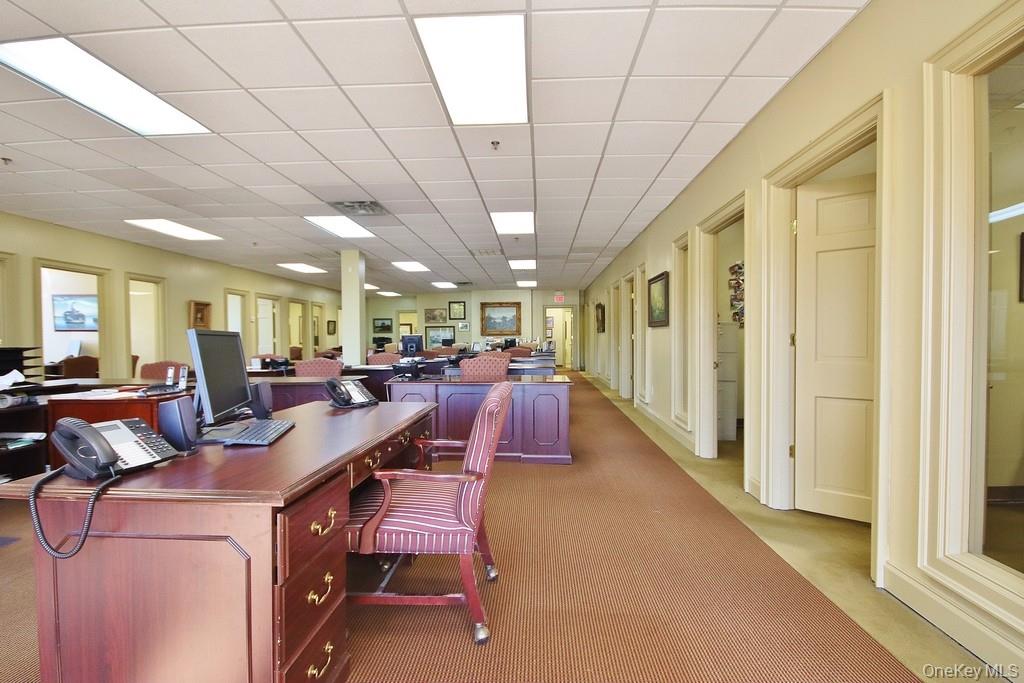 5020 US ROUTE 9W, Newburgh, NY 12550